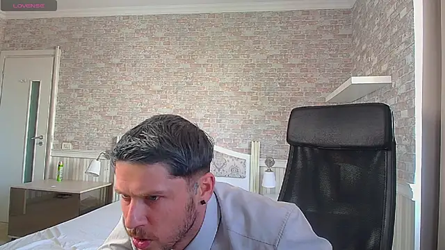 JonahShaw 现场聊天室