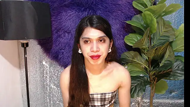 RoseAmarie 现场性爱视讯表演