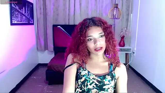 luisa__torres 现场聊天室