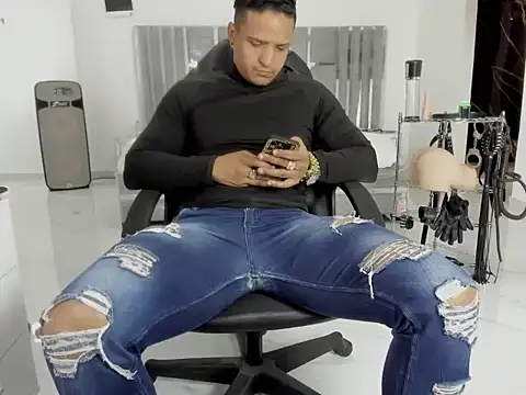 master_leather 现场聊天室