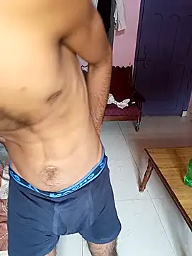Strip_Playboy 现场聊天室