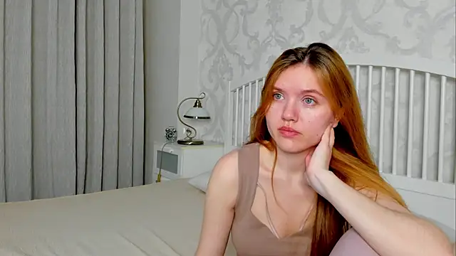 Eva__Lewis 现场聊天室
