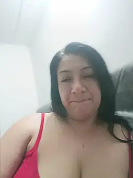 Katysaez 现场聊天室