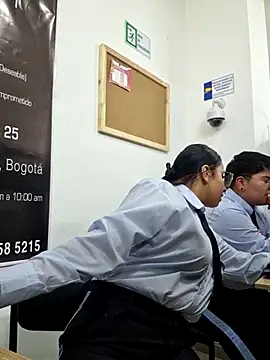 Angela__05 现场性爱视讯表演