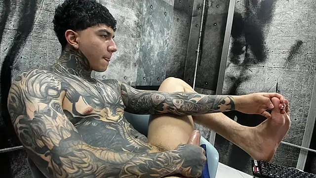 Gury_tattoo 现场聊天室