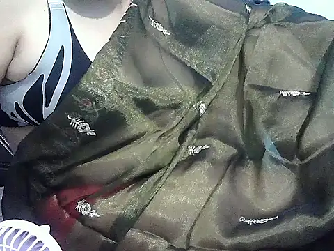 Chubbygirl_Tisha 现场聊天室