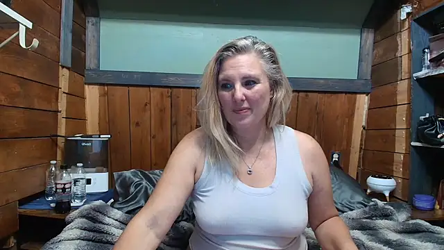 lisaxlovexxx 现场聊天室