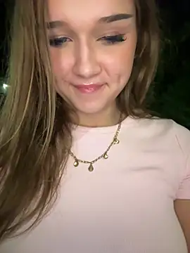 Hannah-2007's Webcam Show
