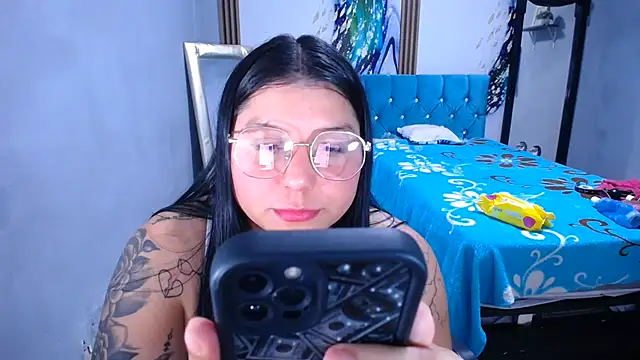 venuxwilliam's Live XXX Chat