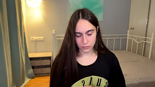 AliceKolltt's Live XXX Chat