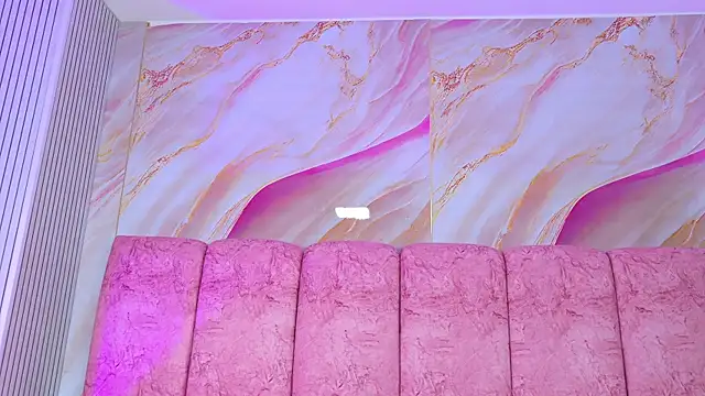 emmacurvy's Live XXX Chat