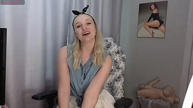 LillyFan-X's Live XXX Chat