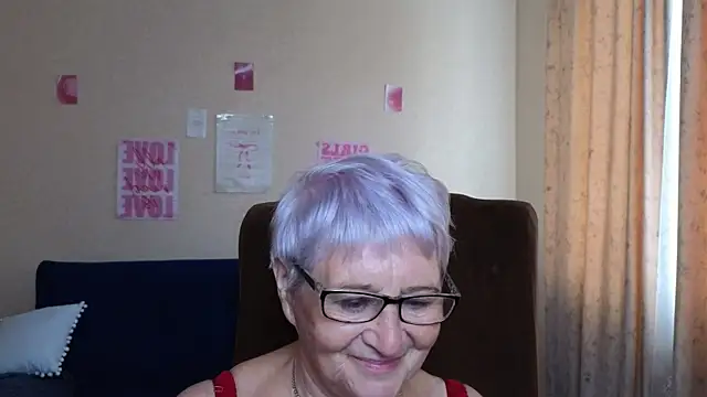 Sandra_Snowflake's Live XXX Chat