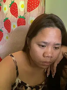 -CLARAMommy-'s Live XXX Chat