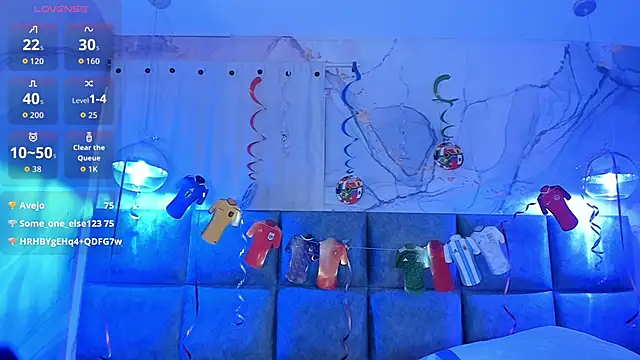 Victoria01_'s Live XXX Chat