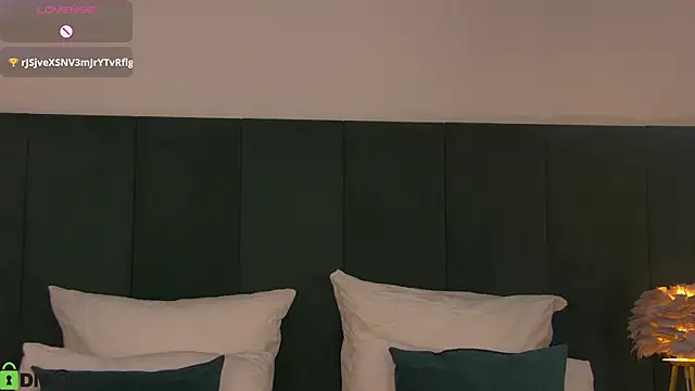 YukiLuna_'s Live XXX Chat