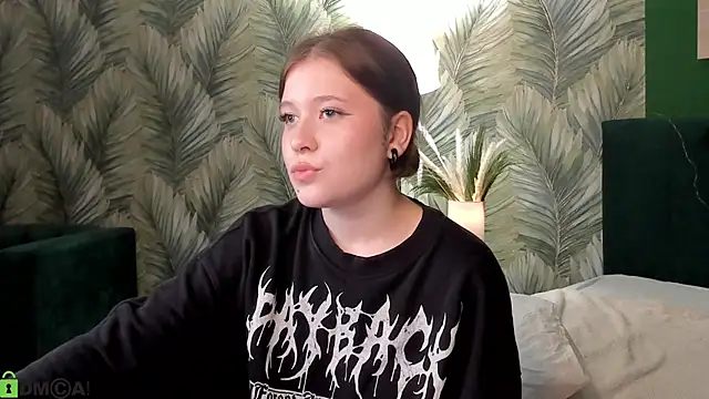Kylie-Voss' Live XXX Chat