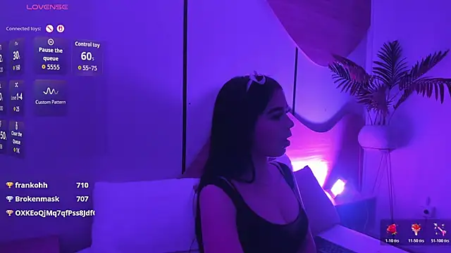 ariadna_boneville's Webcam Show