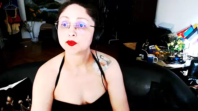 Imperatriza's Live XXX Chat