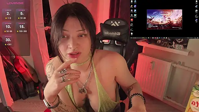 Melante's Live XXX Chat