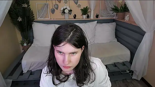 NoriMoore's Live XXX Chat