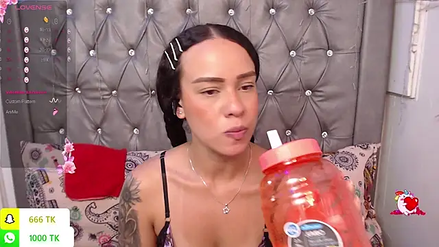 LAILAGUMMY's Live XXX Chat