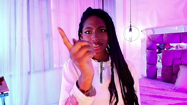Queen_perla_'s Live XXX Chat