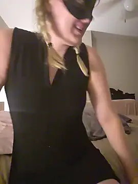 MaskedKathy's Live XXX Chat