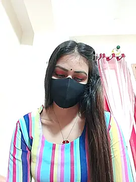 Tanisha-1's Live XXX Chat