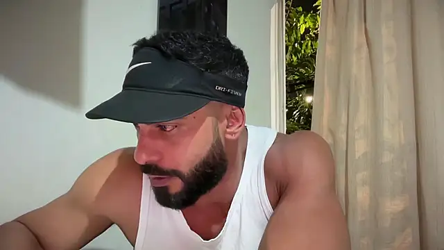 romeolovedark's Webcam Show