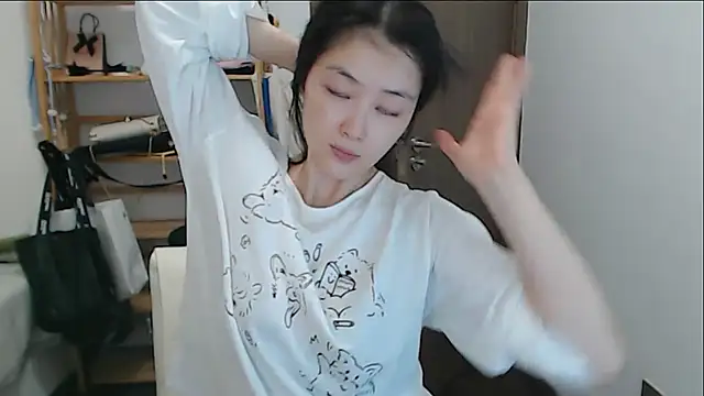Mimi-cnbaby's Live XXX Chat