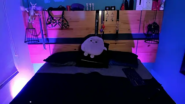 Chloe_Killua's Live XXX Chat