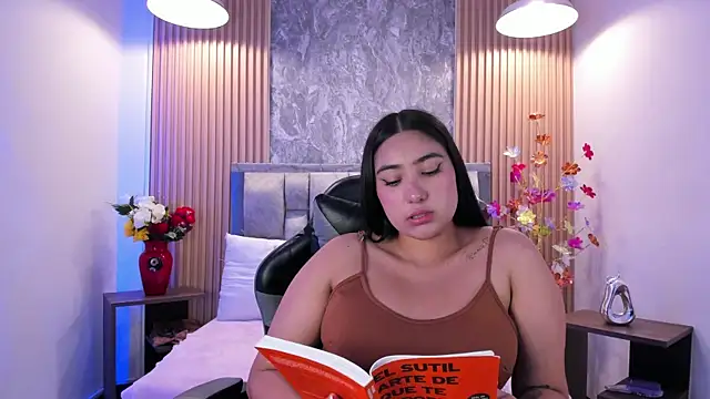 Sulay_Kim's Live XXX Chat