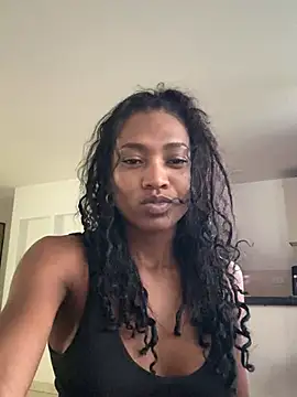 toriivyy's Live XXX Chat