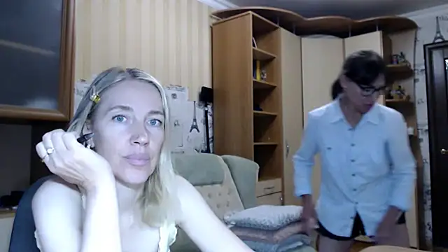 Javelinka's Live XXX Chat