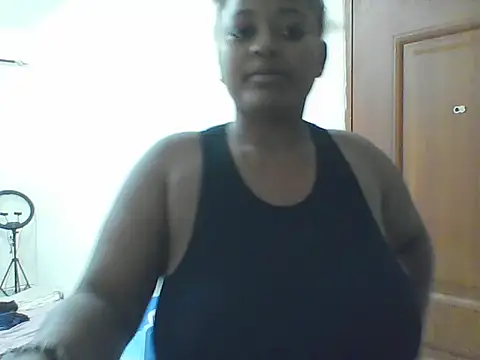 African_boobies' Live XXX Chat