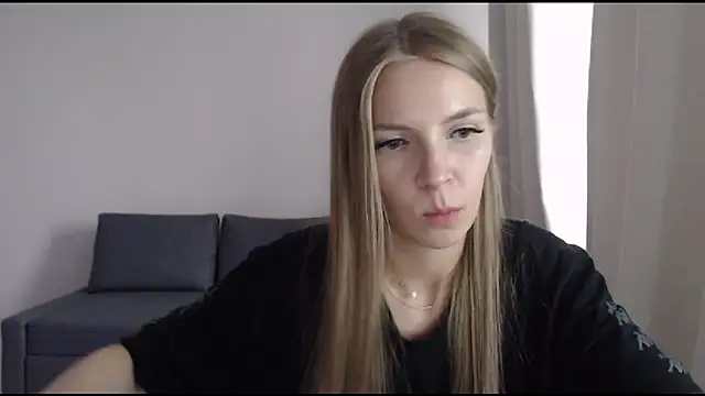HitGyrl's Live XXX Chat