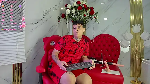 samael_betancurt7's Live XXX Chat