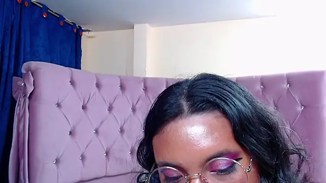 Emmaa_Lexx's Live XXX Chat