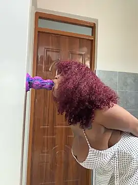 Rose_berry's Live XXX Chat
