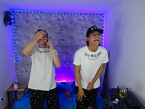 TheHotDuo19's Live XXX Chat