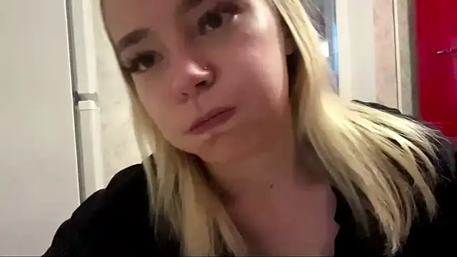 KimberliBaskerville's Live XXX Chat