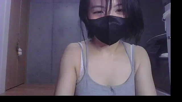 yura_yukino's Live XXX Chat