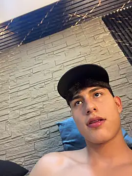 Lander_Cruz's Live XXX Chat