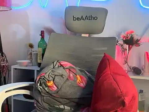 Miss_lilly_69's Live XXX Chat