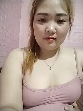 Tindraa1's Live XXX Chat