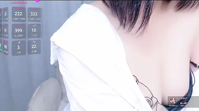 Yinzi_'s Live XXX Chat