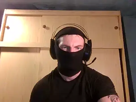 beuker22's Webcam Show