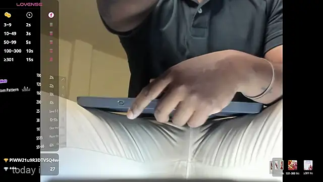 thomas_santtos1's Live XXX Chat