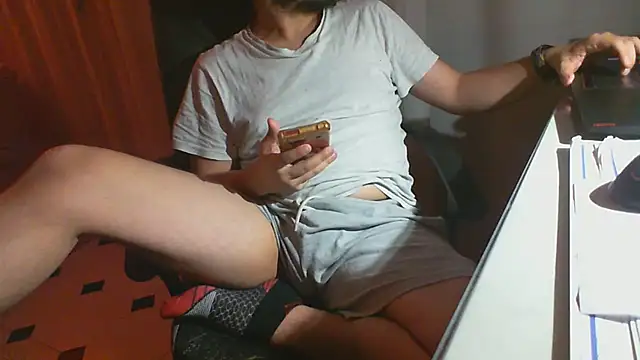 Apopi's Live XXX Chat